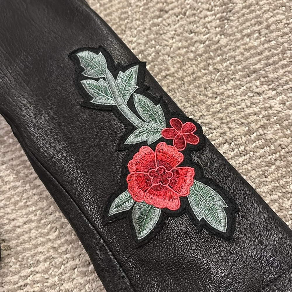 Belle Vere black leather motorcycle jacket with embroidered flowers size S - Picture 5 of 8